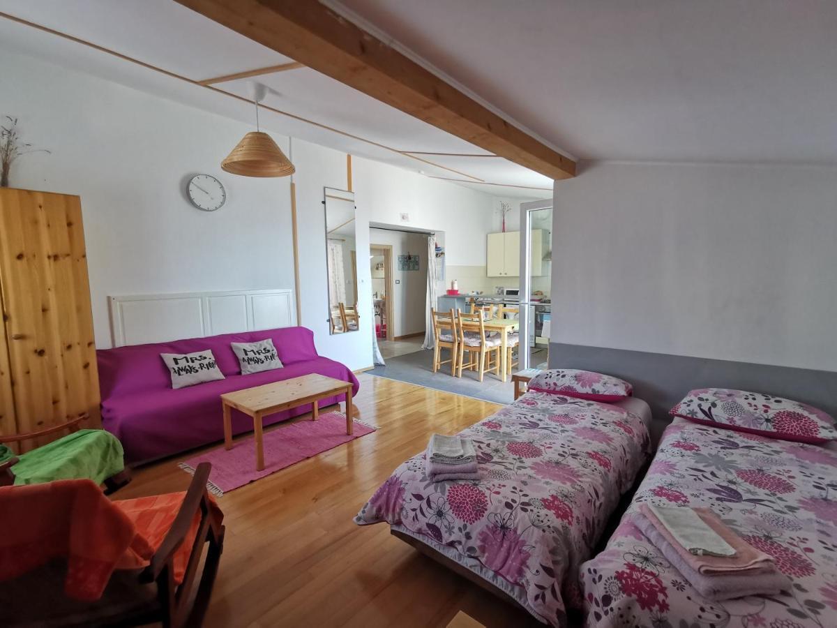 Anita Studio Apartment With Terrace ริเยกา ภายนอก รูปภาพ
